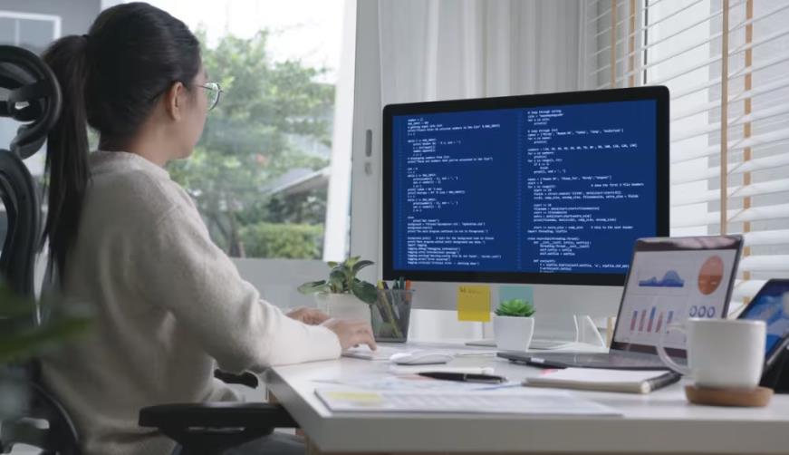 治多县企业数字化解决方案：机器学习赋能商业模式升级的核心路径